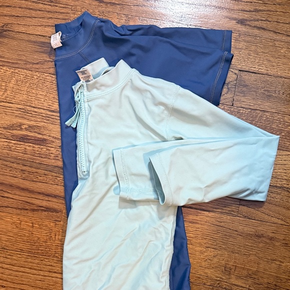 Set of 2 Rugged Butts Rash Guard Tops - Picture 7 of 8